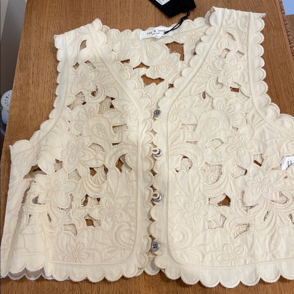 rag & bone Cream Floral Cutout Button Front Vest - Picture 4 of 5